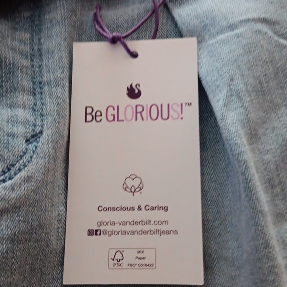 NWT Gloria Vanderbilt Denim Vacation Shorts In Saltmarsh Rinse■ Size 6 - Picture 11 of 14